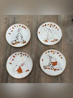 Zrike Winnie the Pooh and Friends themed plates